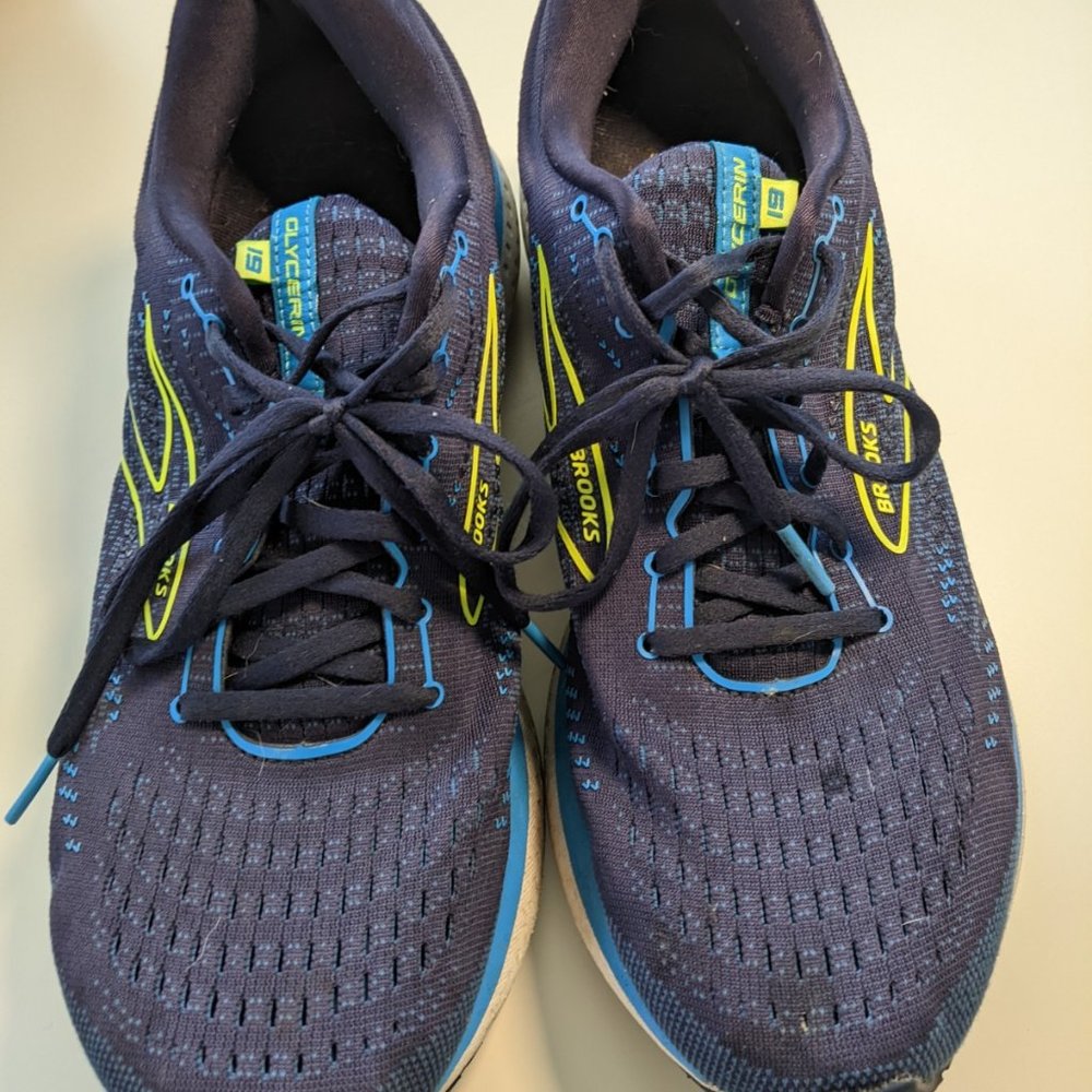 Brooks Men's Size 12 Running Shoes
